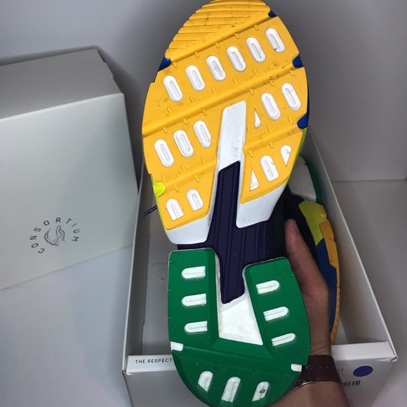 Adidas x Social Status Collab - Picture 4 of 9